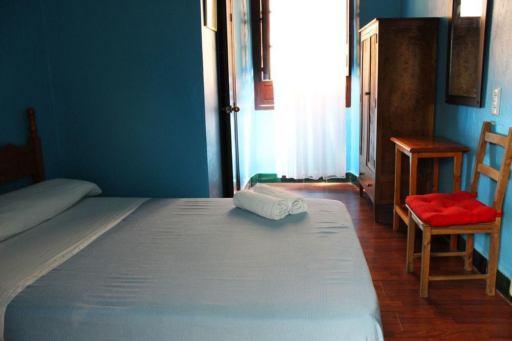 Hostal Lis Seville Luaran gambar