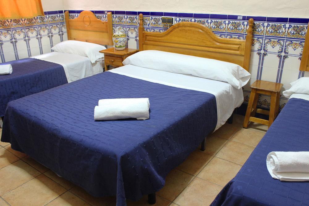 Hostal Lis Seville Luaran gambar