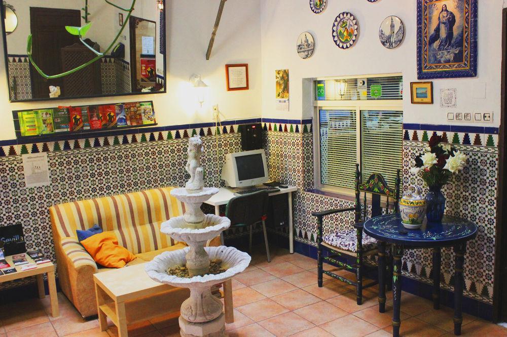 Hostal Lis Seville Luaran gambar