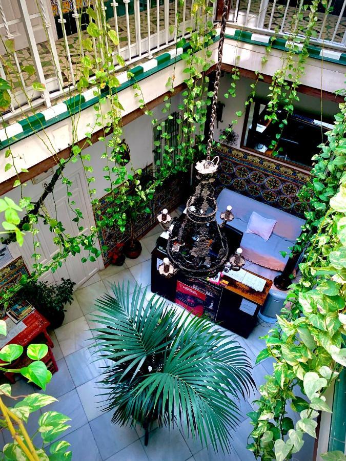 Hostal Lis Seville Luaran gambar