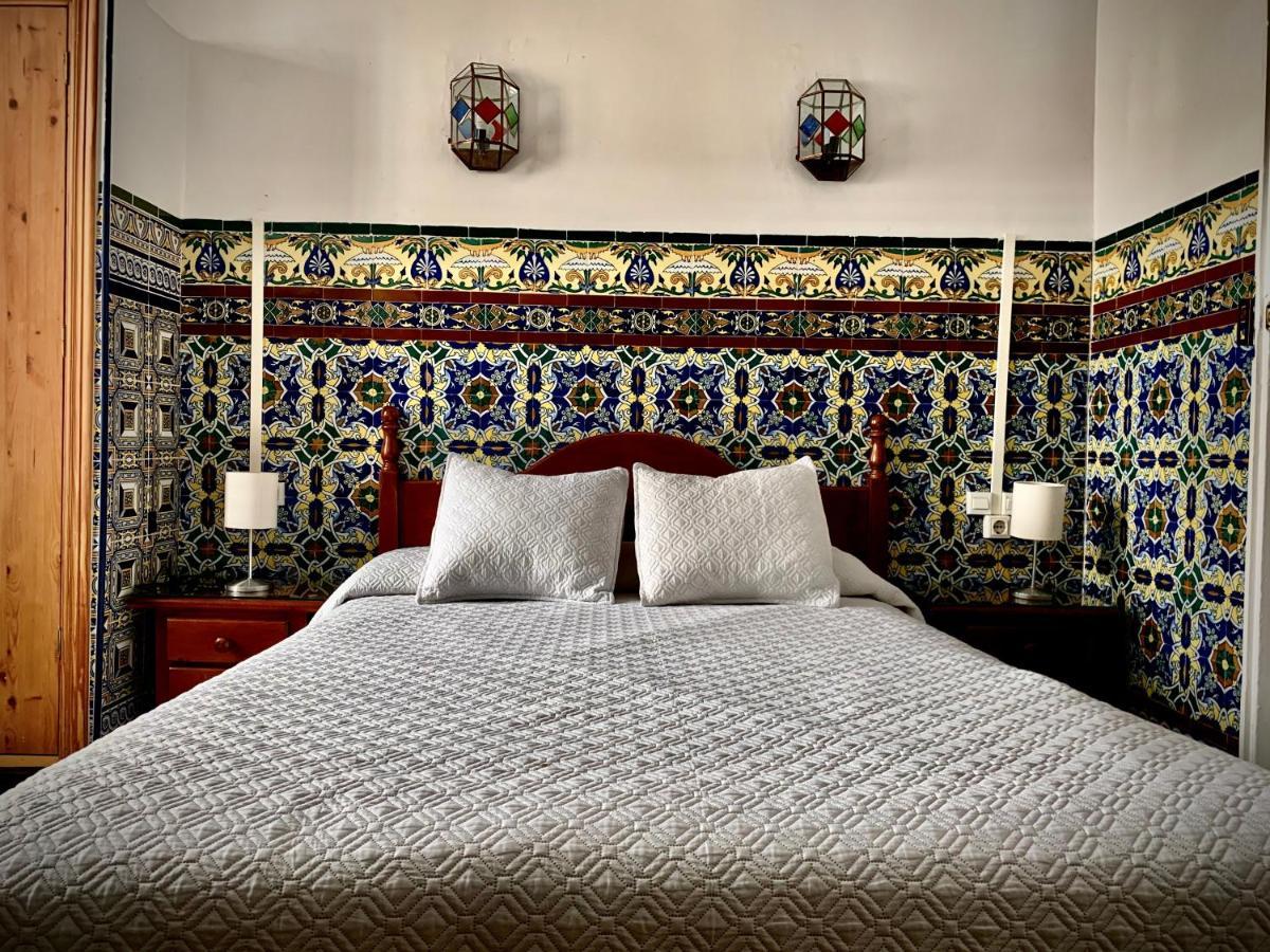 Hostal Lis Seville Luaran gambar