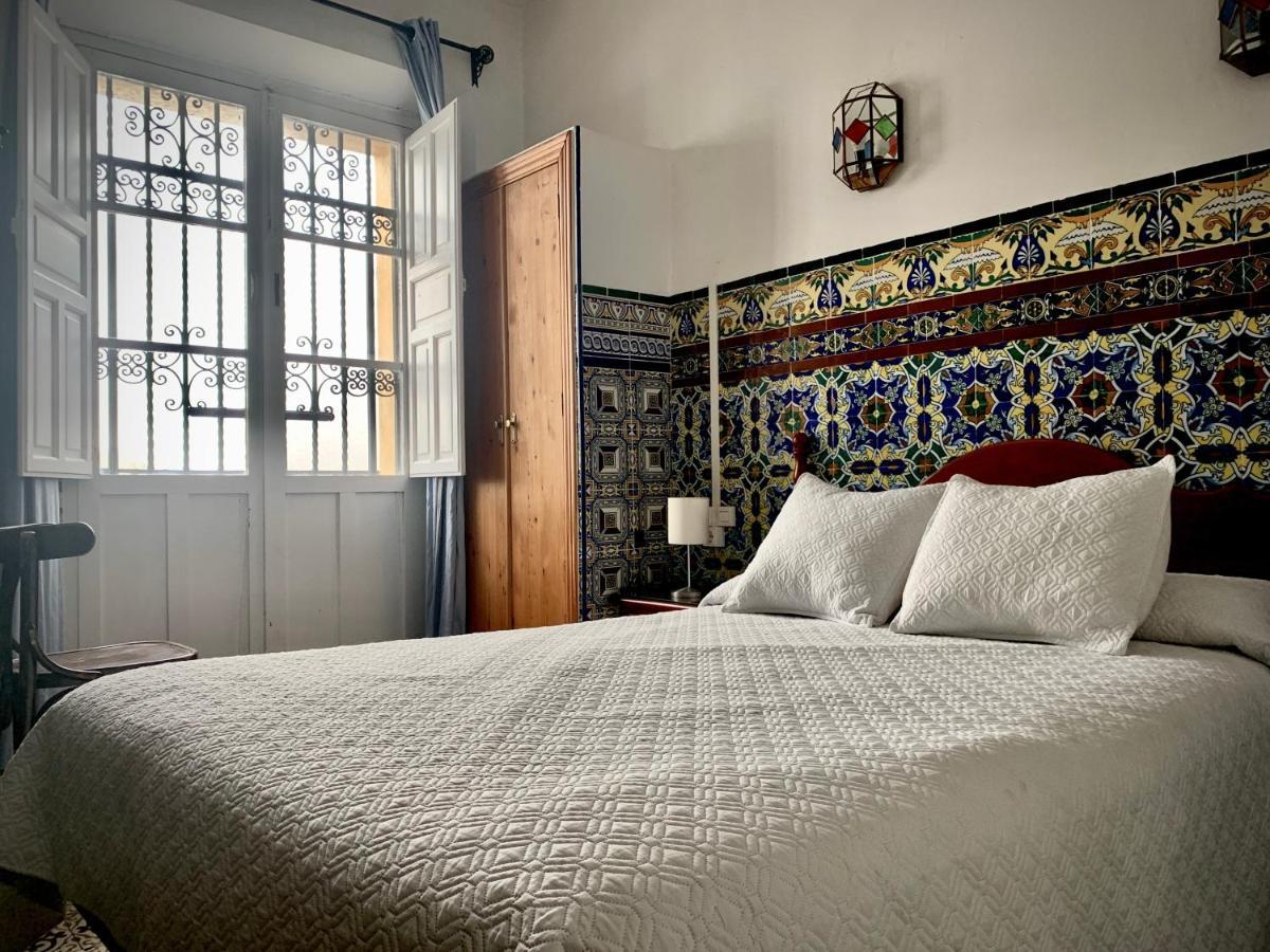 Hostal Lis Seville Luaran gambar